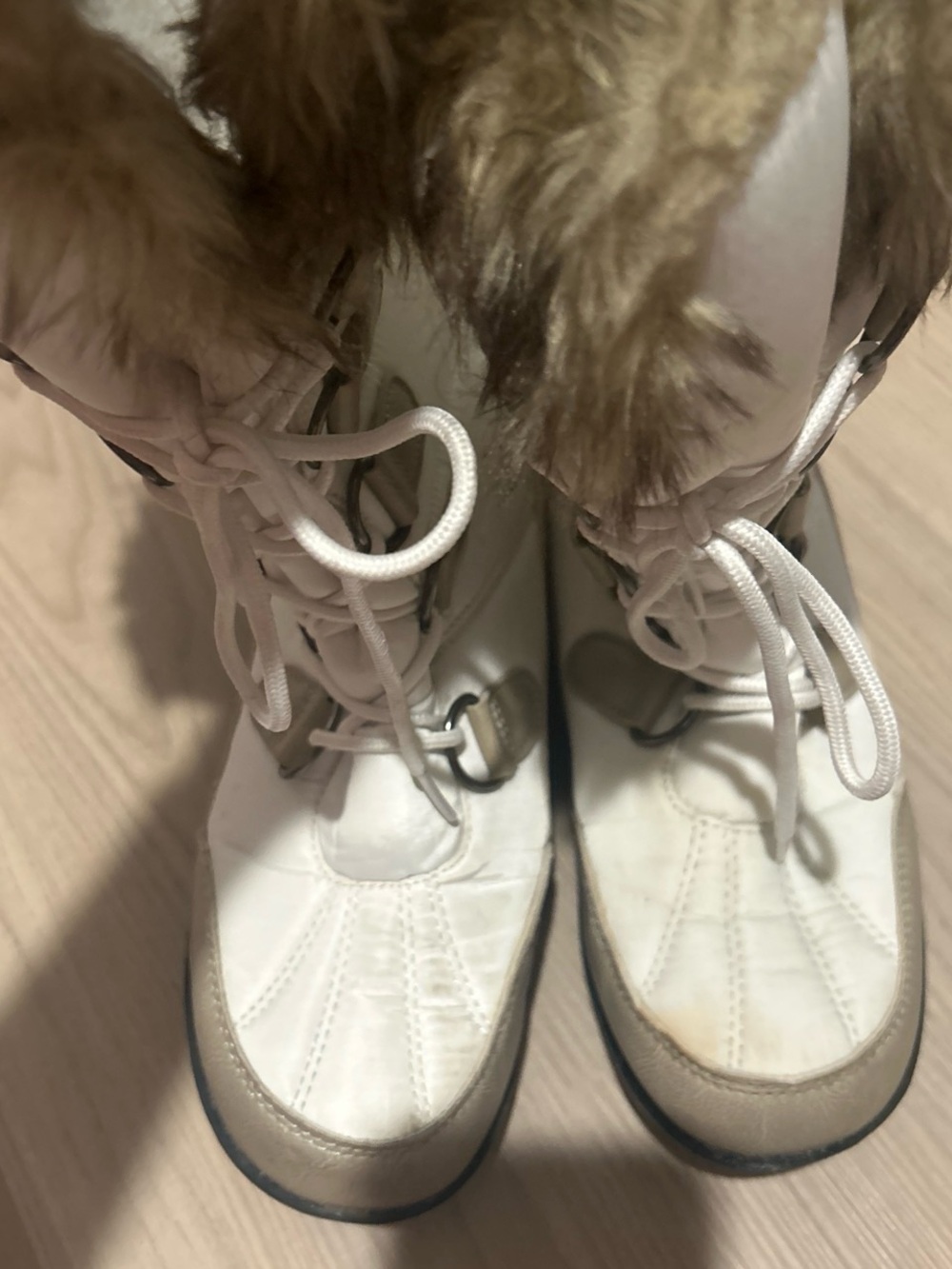 Athletech White and Tan Fur-Trim Winter Lace-Up Boots